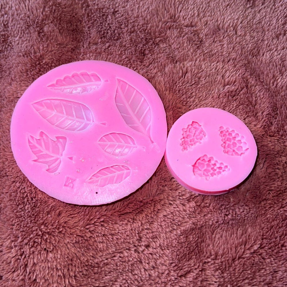 Resin molds